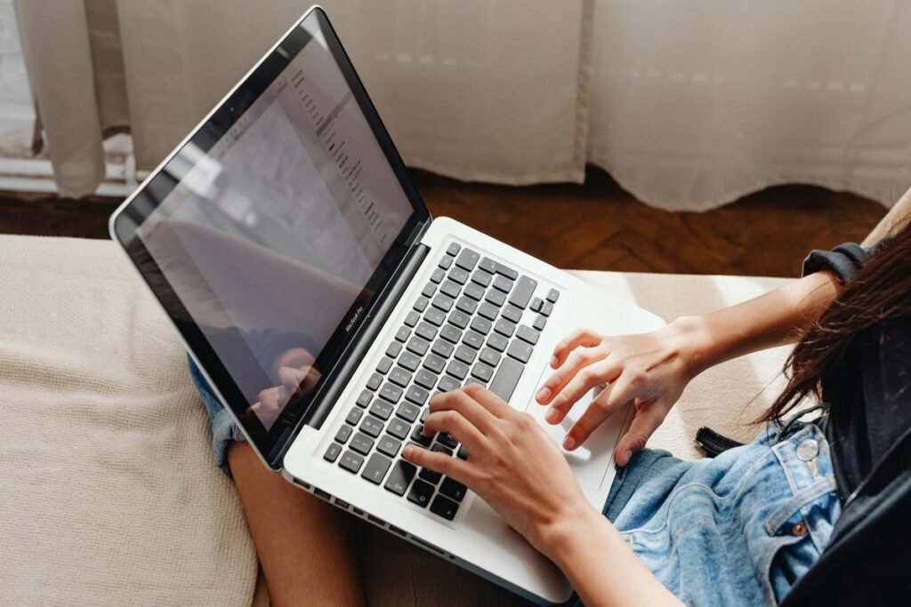 Qual a melhor Inteligência Artificial Gratuita em 2025