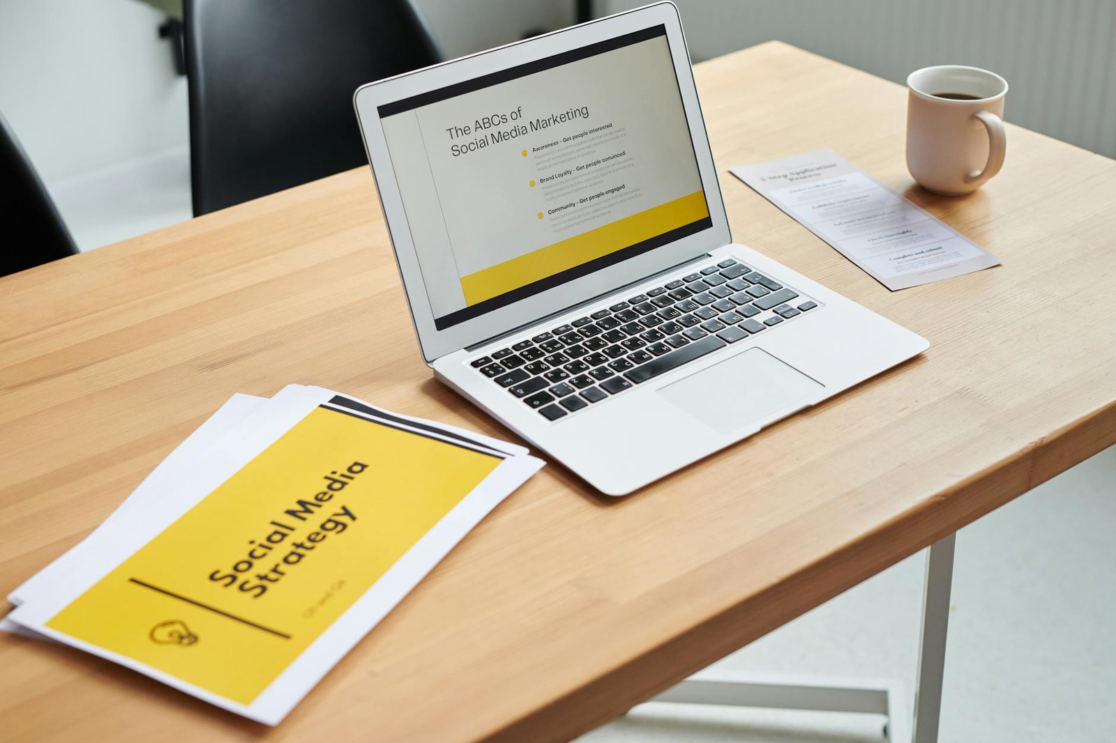 Domine o Digital: Guia Completo para Criar Estratégia de Marketing Digital para Pequenas Empresas — como criar estratégia de