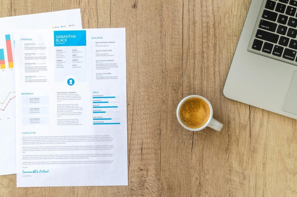 Currículo que Se Destaca: O Guia Definitivo para Impressionar Recrutadores e Conquistar a Vaga — como criar um currículo que