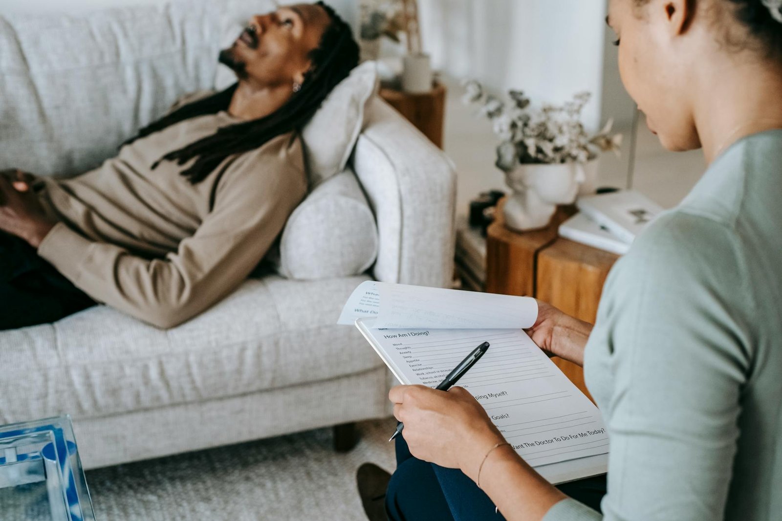 Saúde Mental no Home Office: Estratégias Essenciais para Prosperar e Manter o Bem-Estar — dicas para manter saúde mental em h